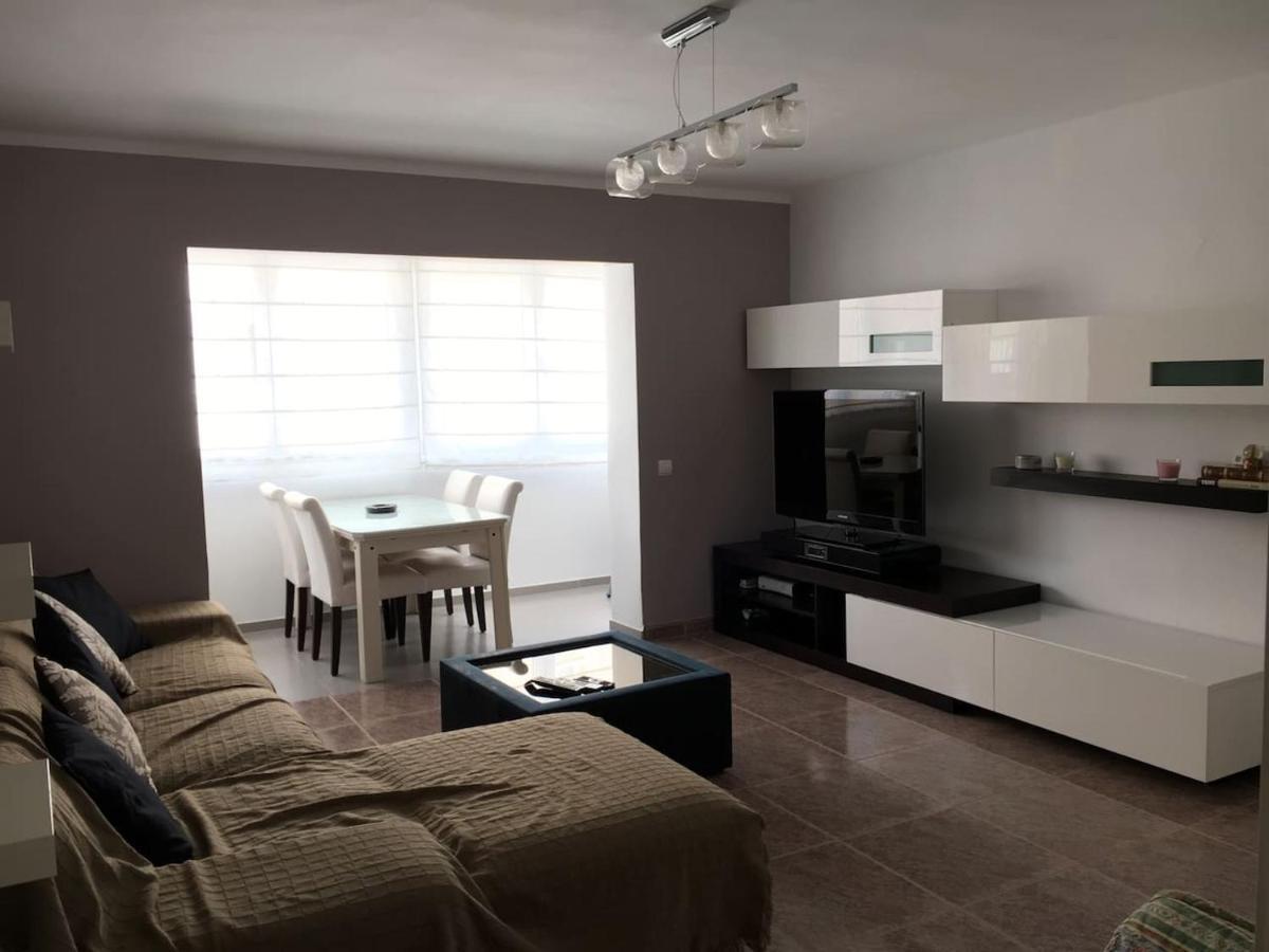Piso céntrico 2 habitaciones cerca del mar Hospitalet De L'Infant Esterno foto